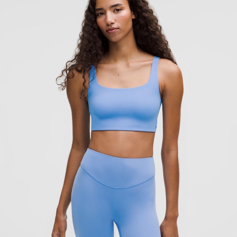 Lululemon Sports Bra (S/M) *New w/ tags